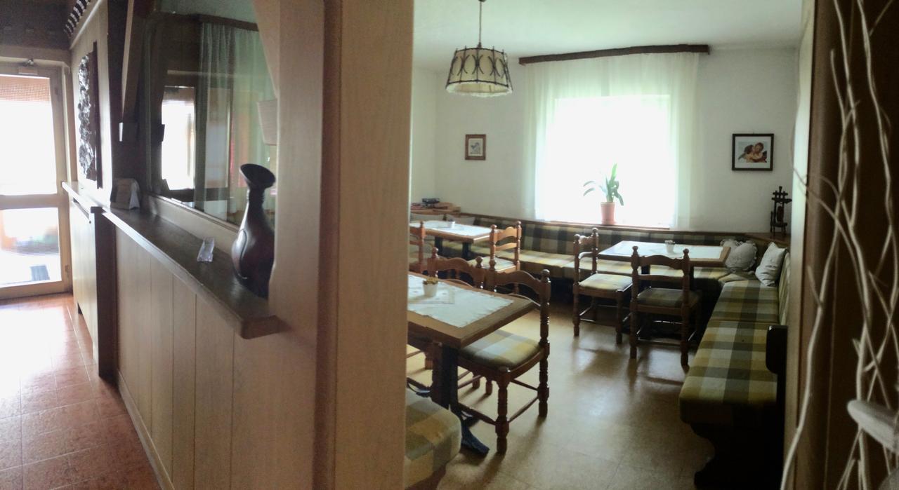 Garni Serena Canazei Exteriör bild